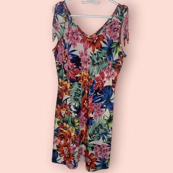 Vintage Jessica Floral Patterned Midi Dress with Shoulder Details, Size 16 - Picture 4 of 4